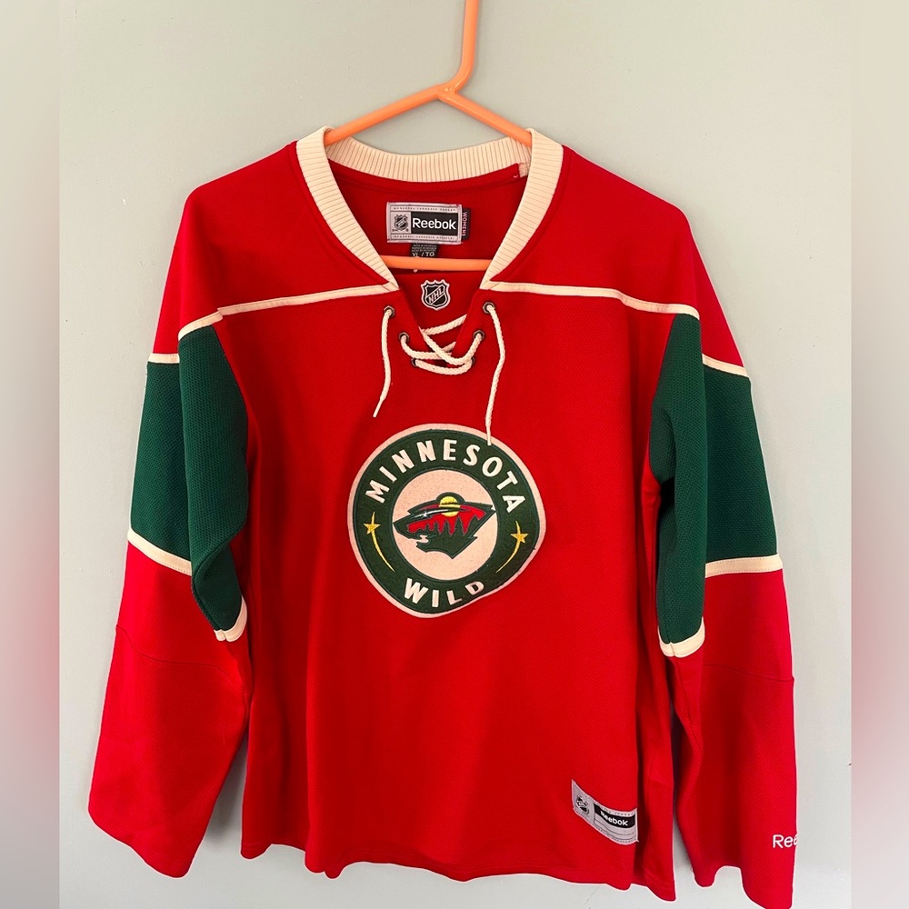 🛑SOLD🛑Women’s XL blank Minnesota Wild Reebok jersey